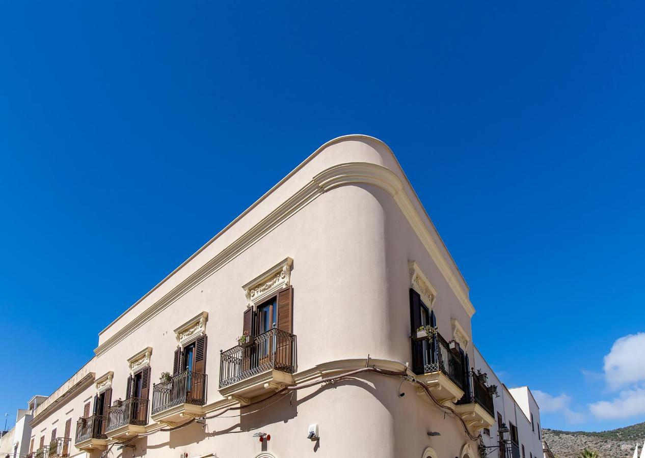 Dimora La Torre Room Favignana Eksteriør billede